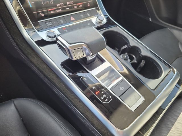Used 2023 Audi Q7 3.0T Premium Plus w/ Premium Plus Package AWD/4WD image 30