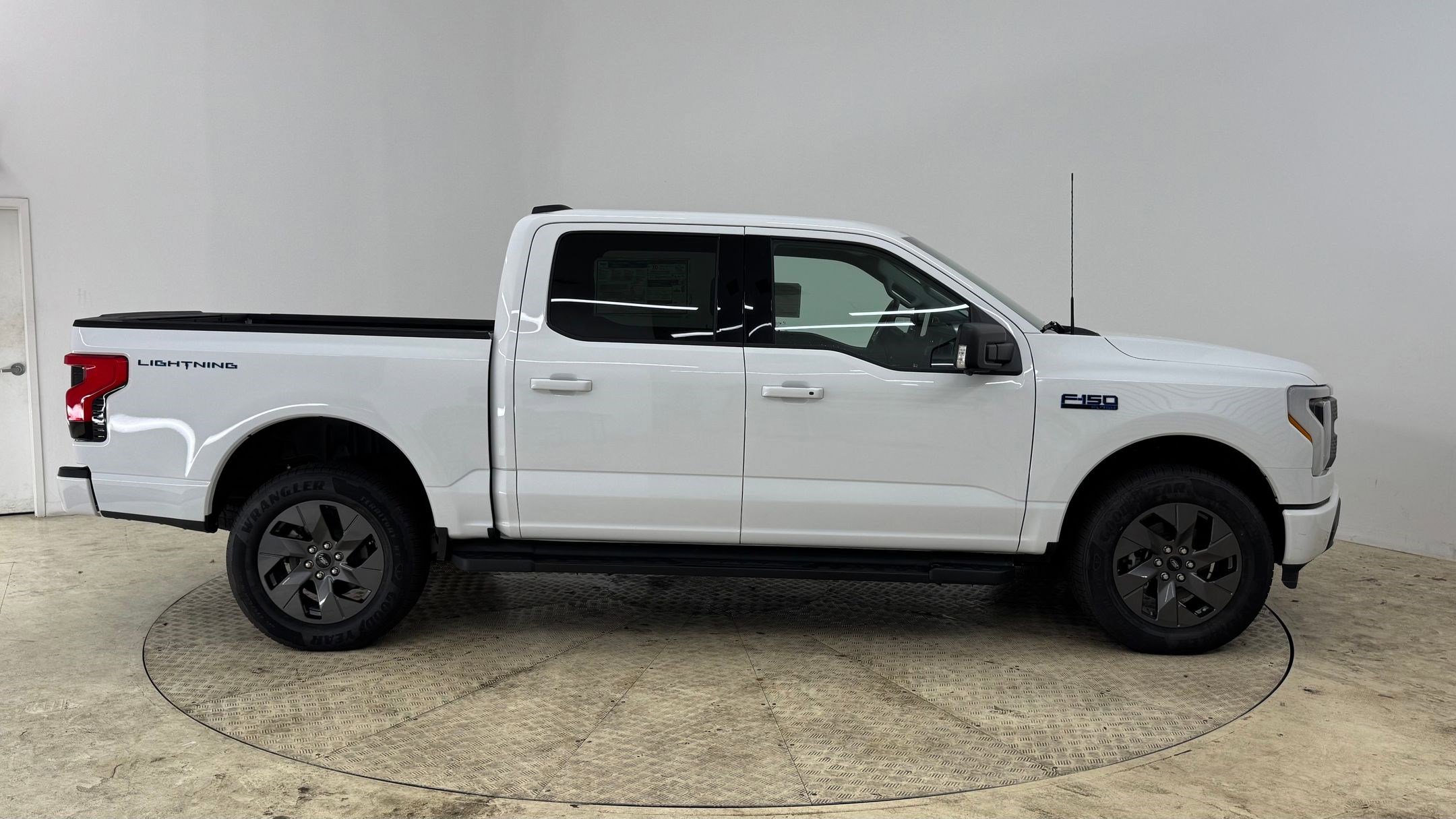 New 2025 Ford F150 Lightning Flash image 8