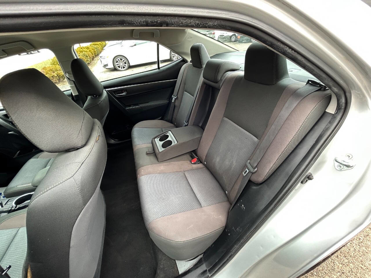 Used 2017 Toyota Corolla LE w/ Carpet Mat Package (TMS) image 36