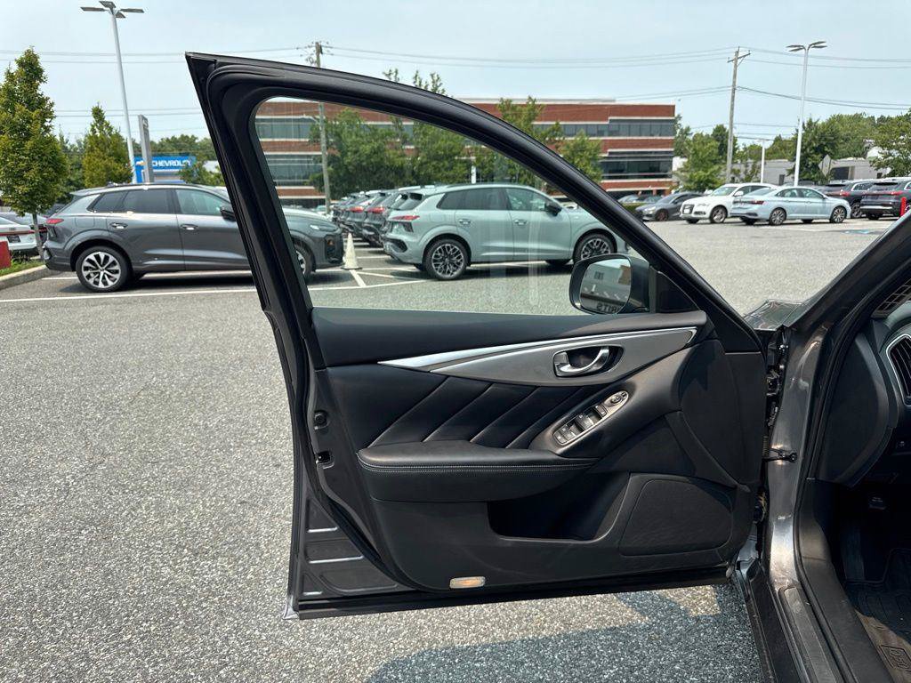 Used 2020 INFINITI Q50 Luxe w/ Cargo Package AWD/4WD image 20