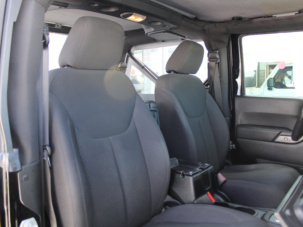 Used 2018 Jeep Wrangler Sport S image 25