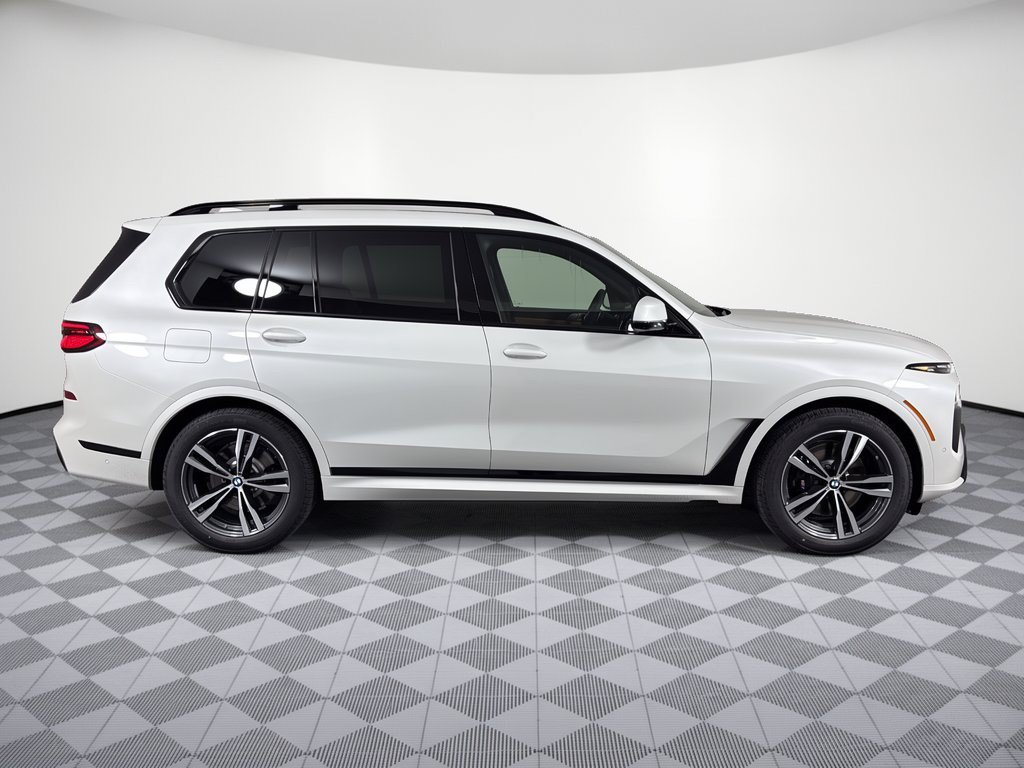 New 2027 BMW X7 xDrive40i w/ M Sport Package AWD/4WD image 8