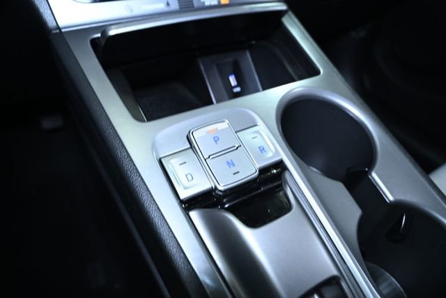 Used 2023 Hyundai Kona SE w/ Cargo Package image 29