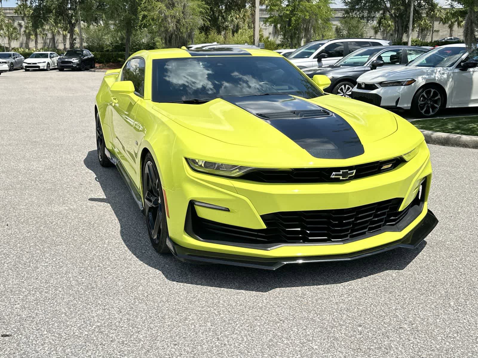 Used 2021 Chevrolet Camaro SS RWD image 8
