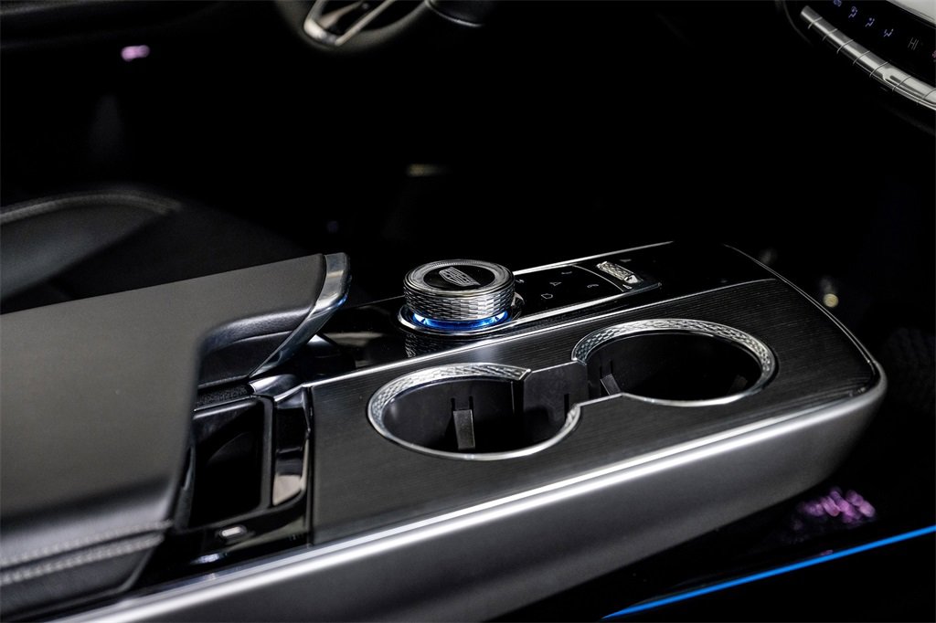 Used 2024 Cadillac Lyriq Luxury w/ LPO, Floor Liner Package image 23