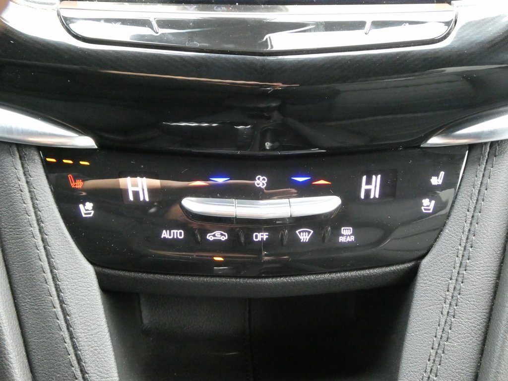 Used 2024 Cadillac XT6 Premium Luxury w/ Platinum Package image 11