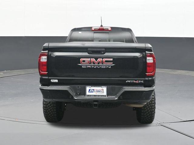 Used 2024 GMC Canyon AT4X AWD/4WD image 11