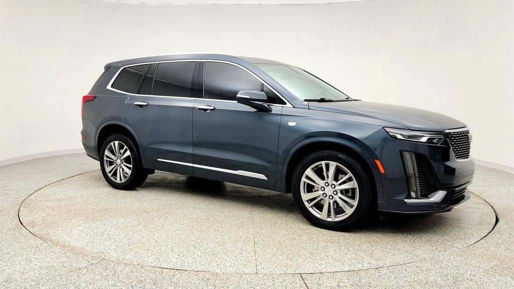 Used 2020 Cadillac XT6 Premium Luxury image 3
