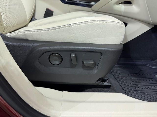 Certified 2022 Buick Envision Essence w/ Technology Package I image 29