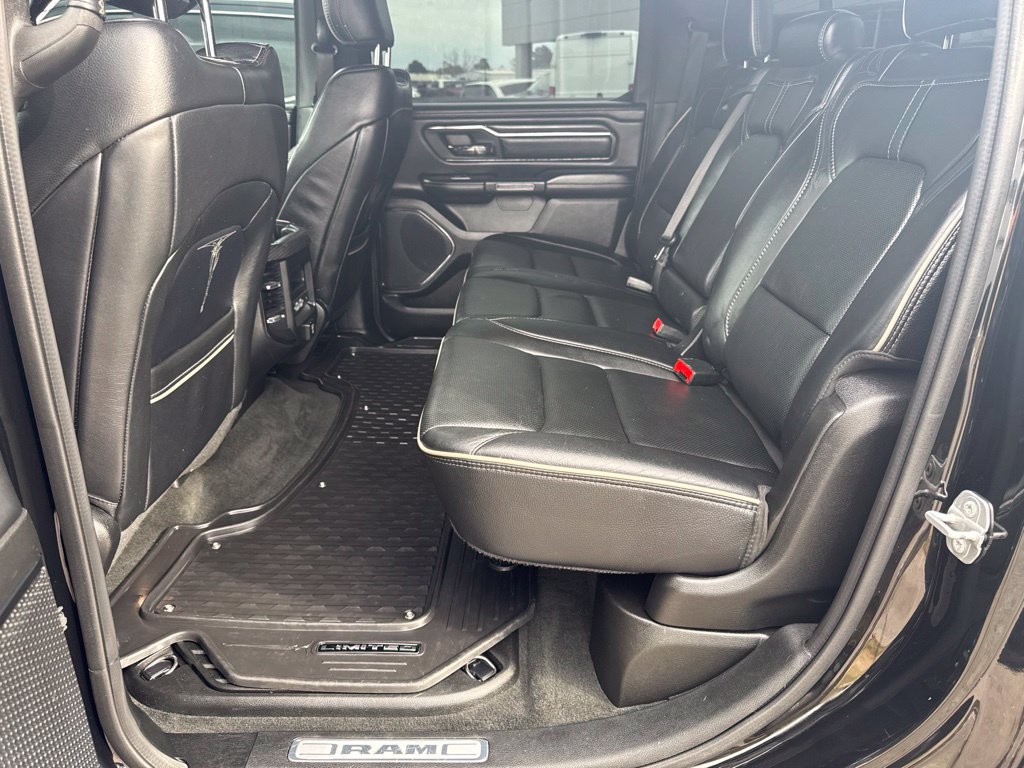 Used 2022 RAM 1500 Limited w/ Body Color Bumper Group AWD/4WD image 5