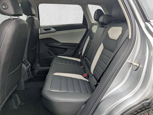New 2026 Volkswagen Taos SEL image 17