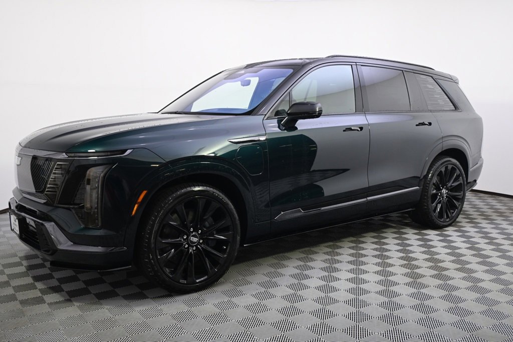 New 2026 Cadillac Vistiq Platinum image 2
