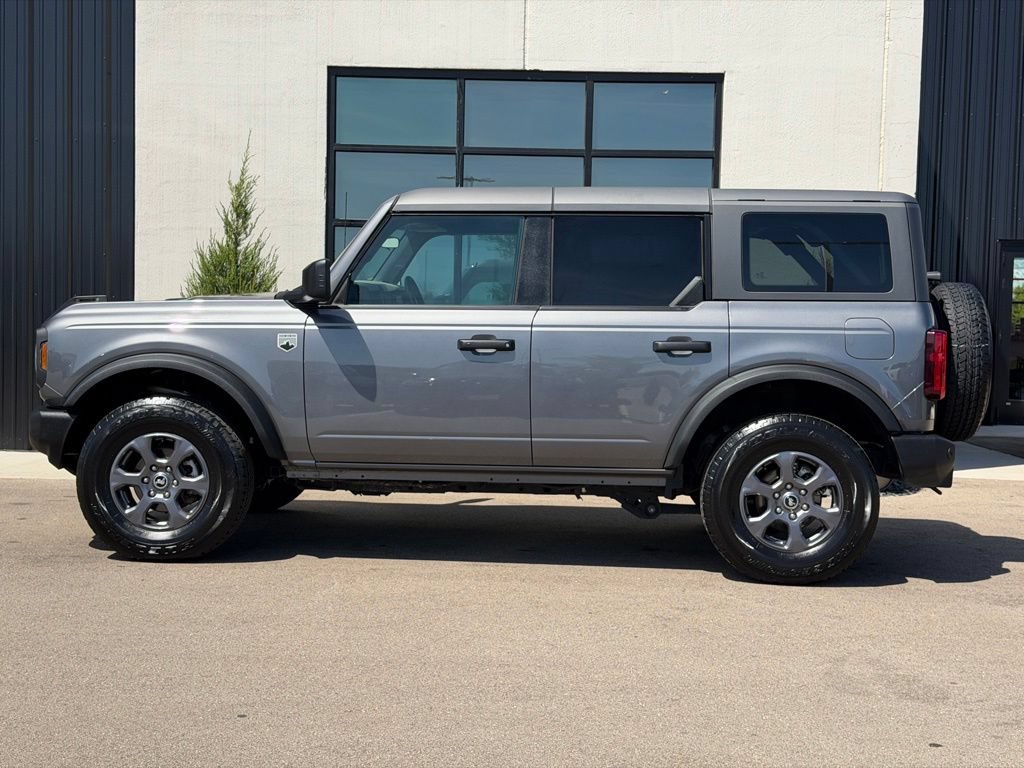 Used 2025 Ford Bronco Big Bend AWD/4WD image 2
