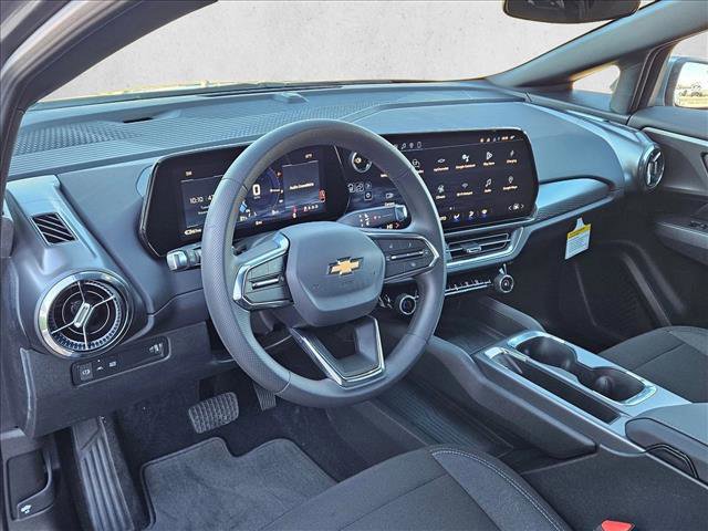 New 2026 Chevrolet Equinox EV LT image 3