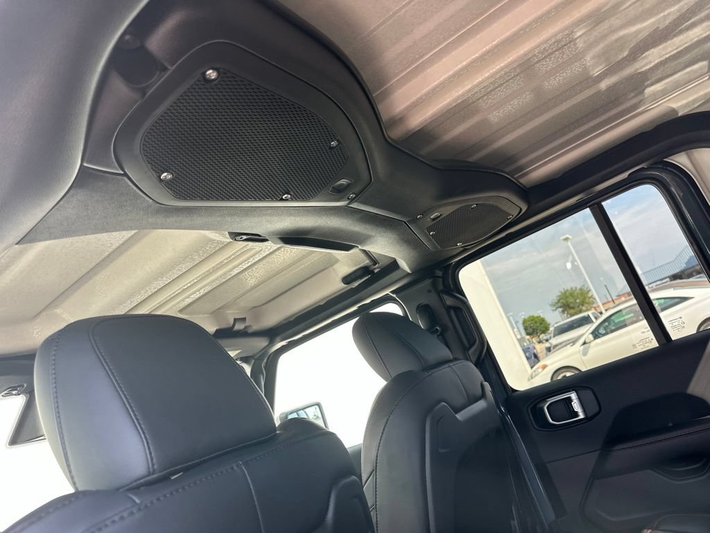 New 2026 Jeep Gladiator Rubicon AWD/4WD image 17
