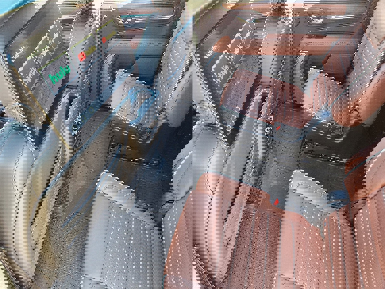 Used 2024 GMC Yukon Denali Ultimate w/ LPO, Floor Liner Package image 31