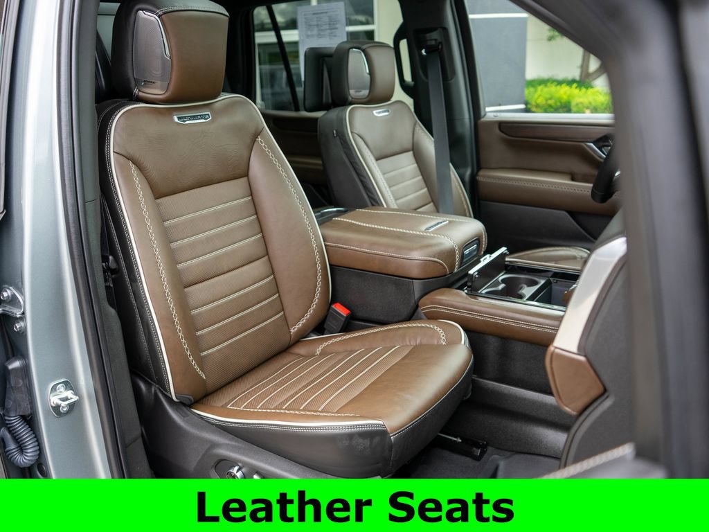 Used 2026 GMC Yukon Denali Ultimate w/ LPO, Floor Liner Package AWD/4WD image 9