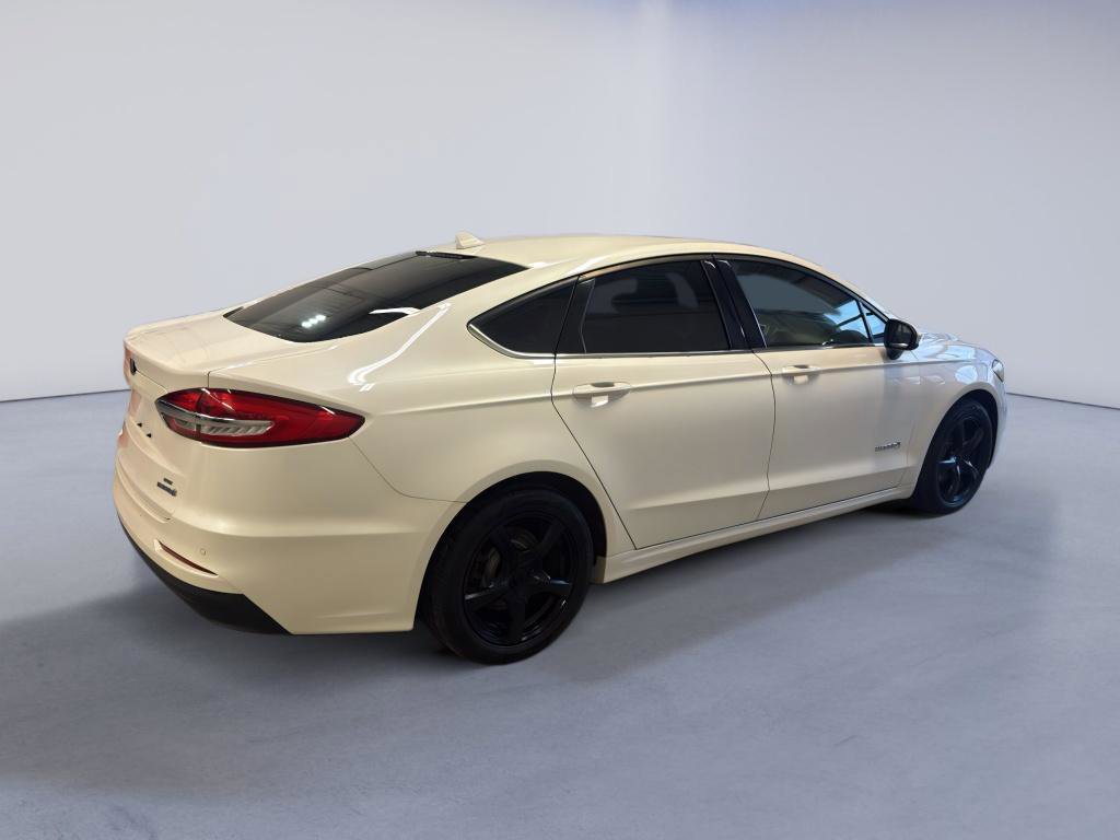 Used 2019 Ford Fusion SE FWD image 6
