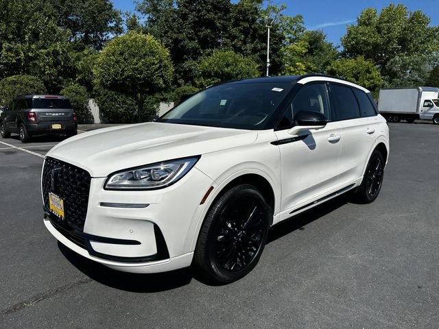 Certified 2023 Lincoln Corsair Reserve w/ Equipment Group 201A AWD/4WD image 9