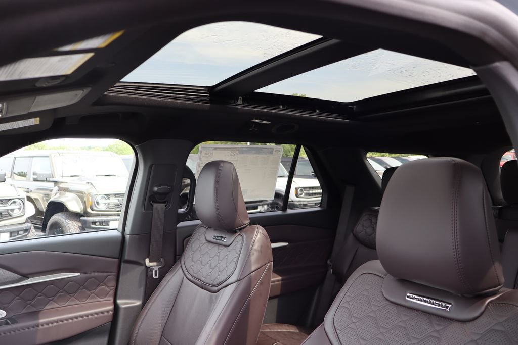New 2027 Ford Explorer Platinum AWD/4WD image 5