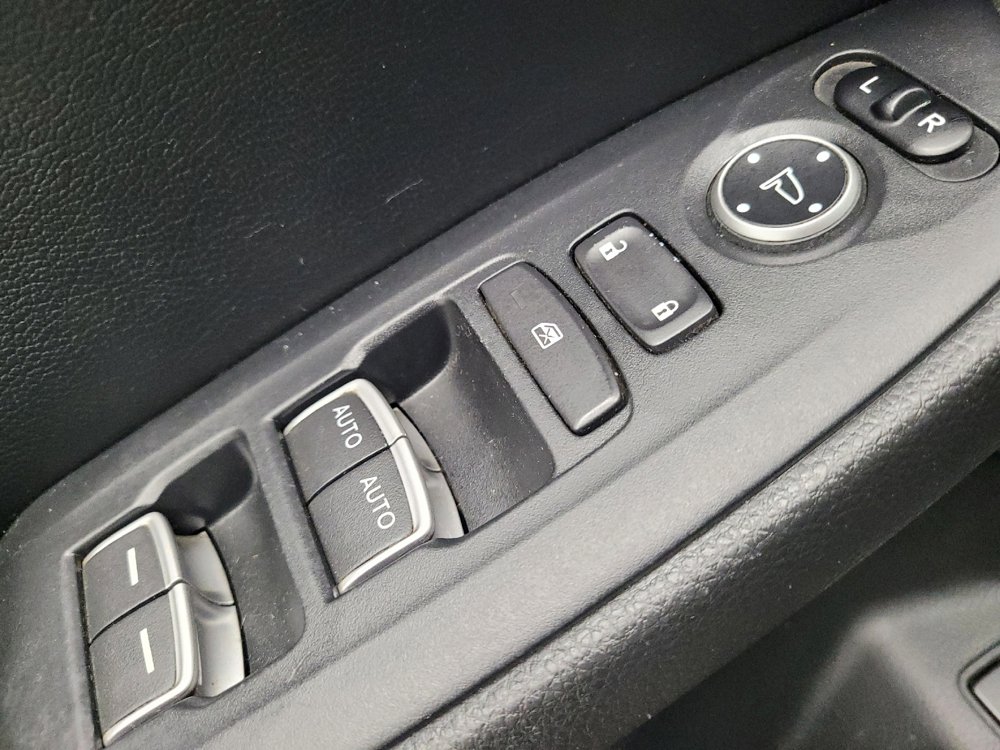Used 2018 Honda Accord Sport image 27