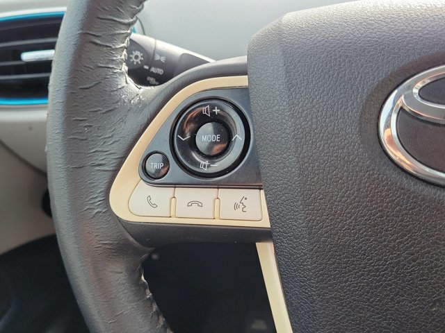 Used 2016 Toyota Prius Three FWD image 32