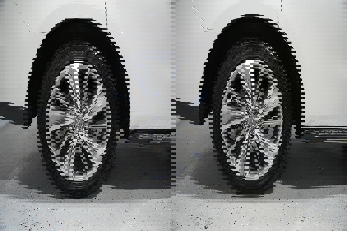 Used 2017 Acura MDX SH-AWD w/ Technology Package image 13