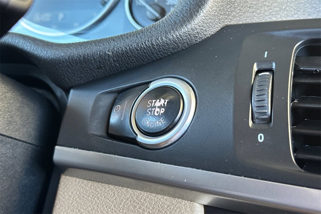 Used 2013 BMW X3 xDrive28i image 22