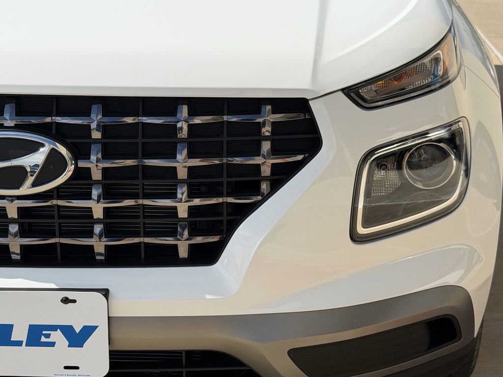 New 2026 Hyundai Venue SEL image 8