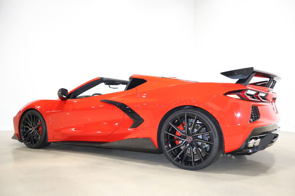 Used 2020 Chevrolet Corvette Stingray Premium Cpe w/ 3LT Preferred Equipment Group image 16