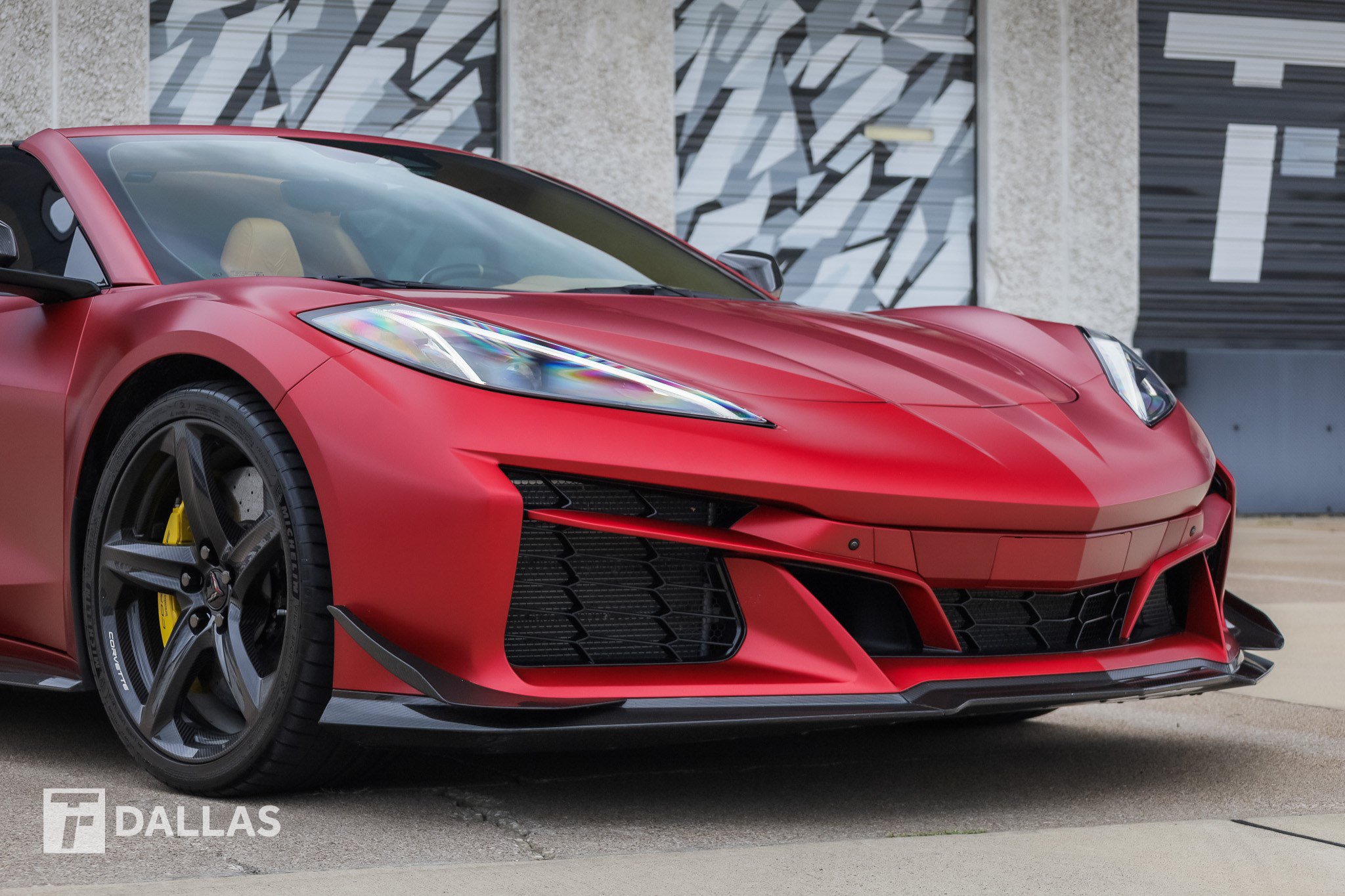 Used 2025 Chevrolet Corvette Z06 RWD image 3