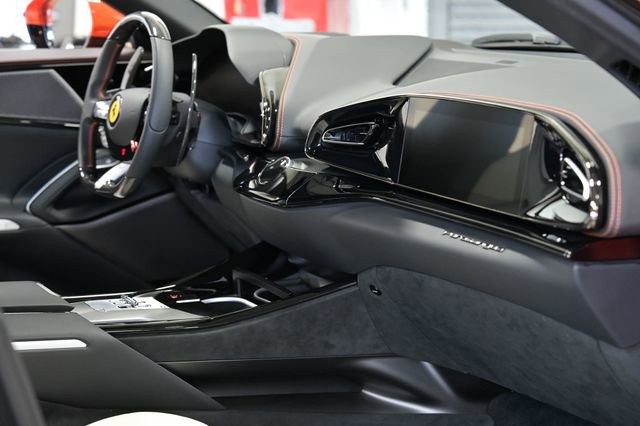 Used 2026 Ferrari Purosangue image 49