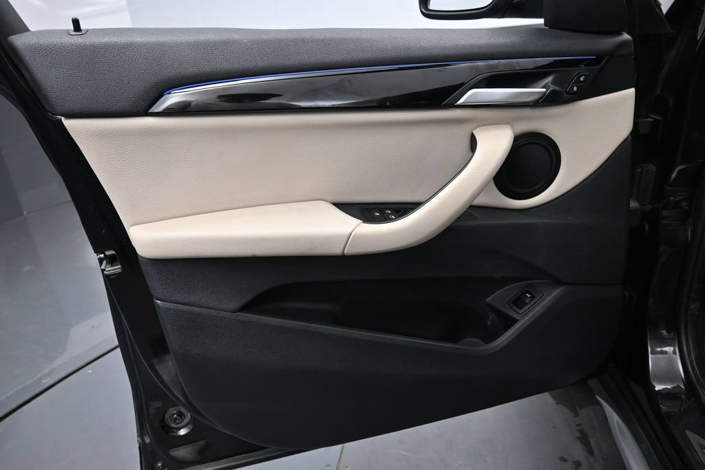 Used 2021 BMW X1 xDrive28i AWD/4WD image 24
