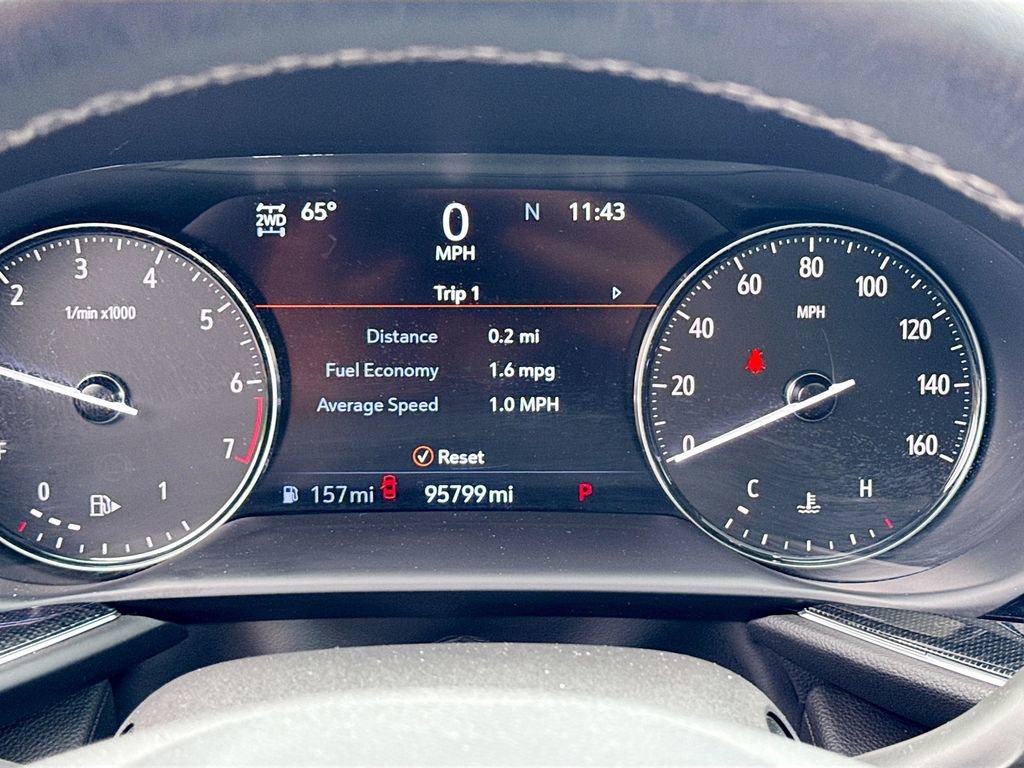 Used 2021 Buick Envision Essence AWD/4WD image 10