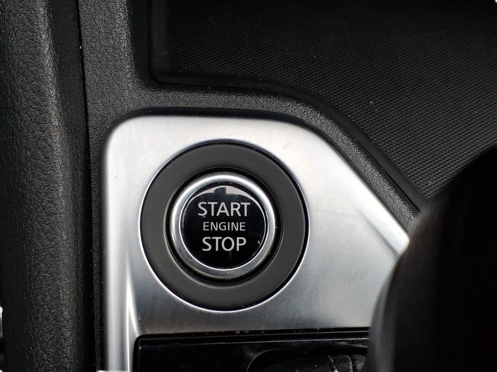 Used 2023 Nissan Sentra SV image 19