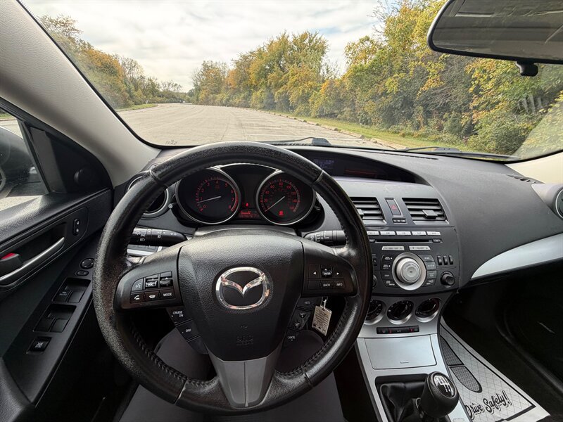 Used 2010 MAZDA MAZDA3 s Sport FWD image 12