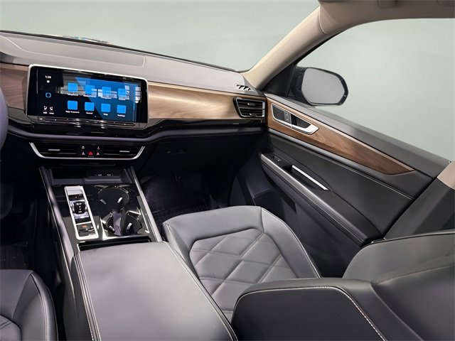 Used 2024 Volkswagen Atlas SE w/ Panoramic Sunroof Package image 27