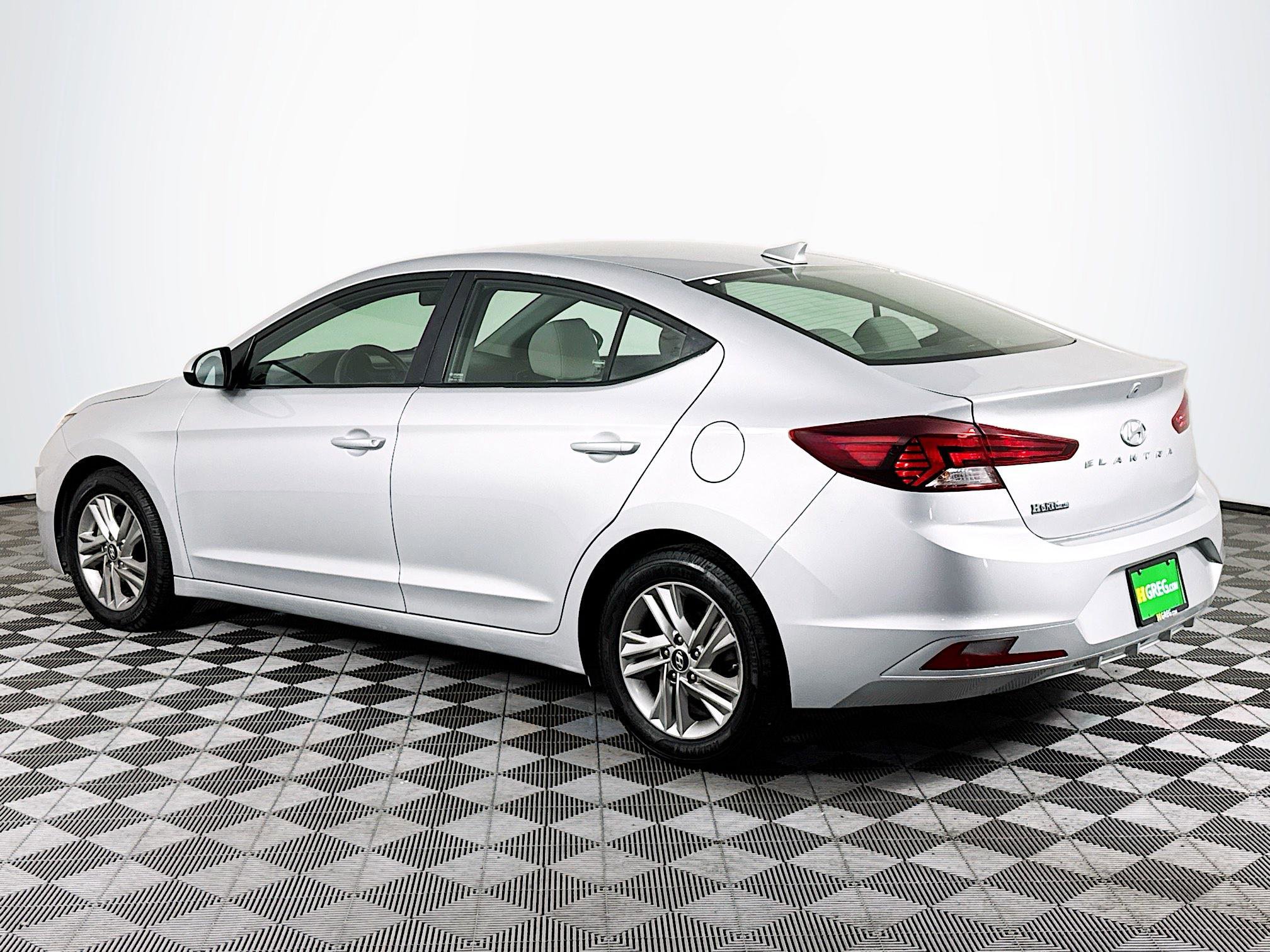 Used 2019 Hyundai Elantra SEL image 6