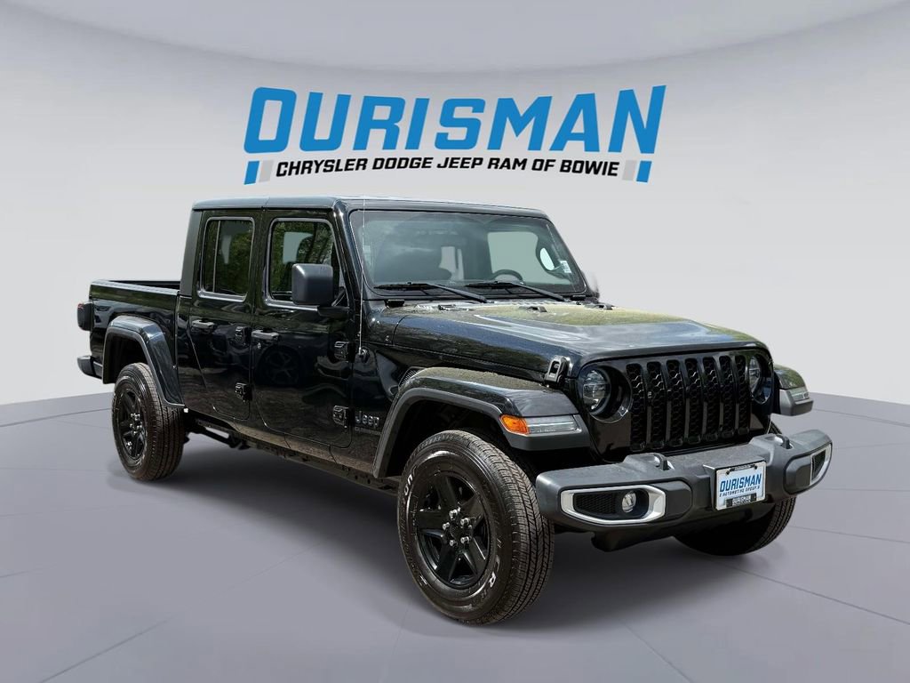 Used 2021 Jeep Gladiator Sport image 1
