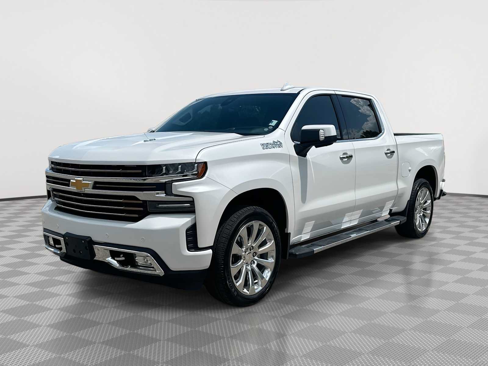 Certified 2021 Chevrolet Silverado 1500 High Country w/ Technology Package AWD/4WD image 1