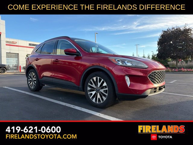 Used 2020 Ford Escape Titanium AWD/4WD image 1