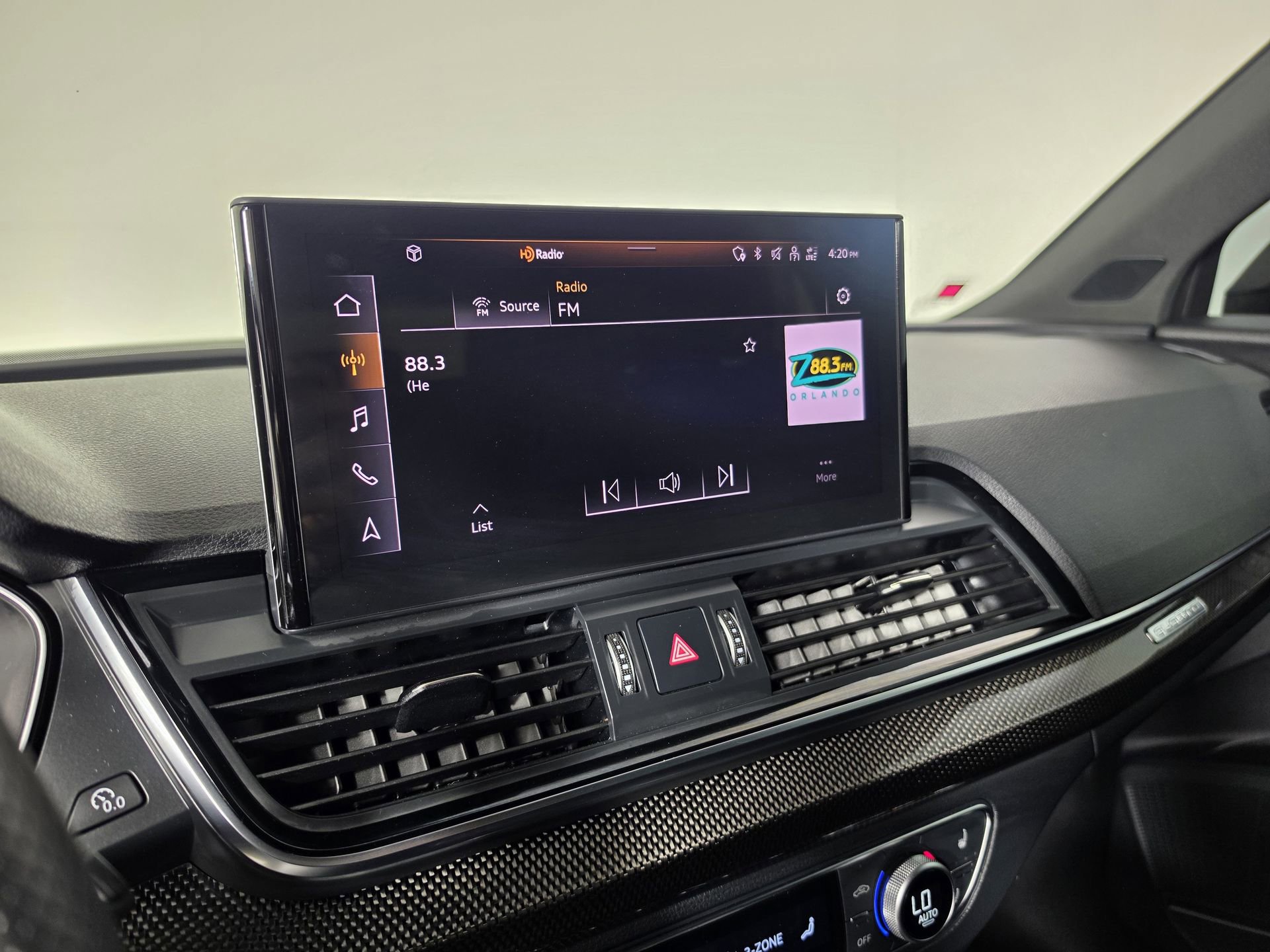 Certified 2023 Audi SQ5 Premium Plus w/ Premium Plus Package AWD/4WD image 28