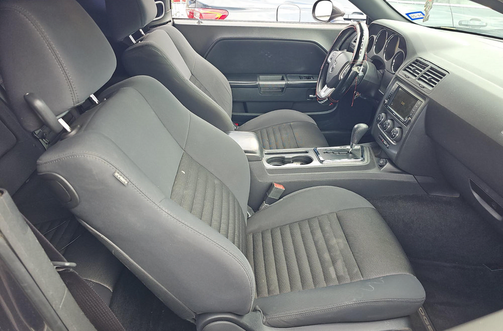Used 2014 Dodge Challenger R/T w/ Sound Group II RWD image 6