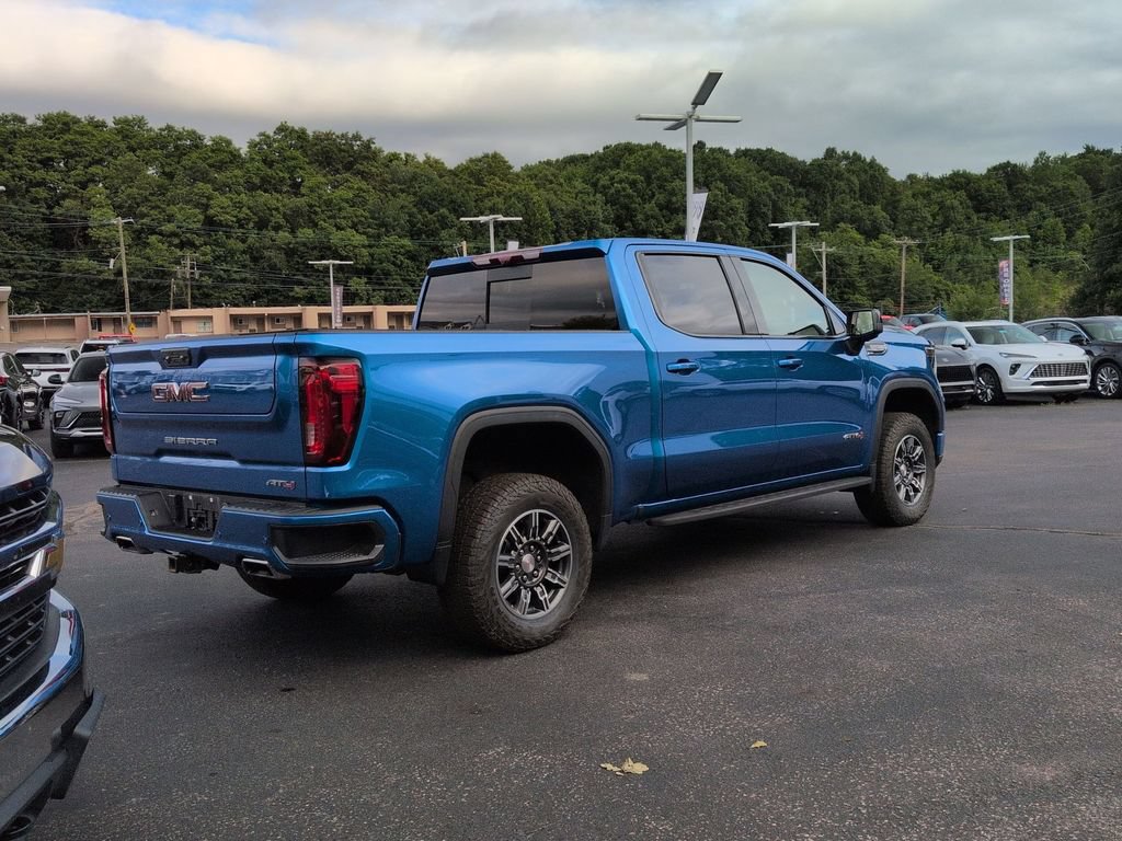 Certified 2024 GMC Sierra 1500 AT4 w/ Technology Package AWD/4WD image 5
