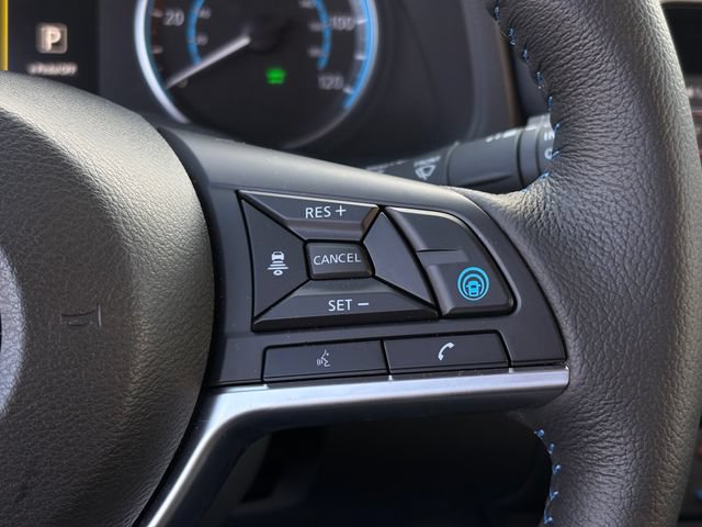 Certified 2025 Nissan Leaf SV Plus FWD image 14
