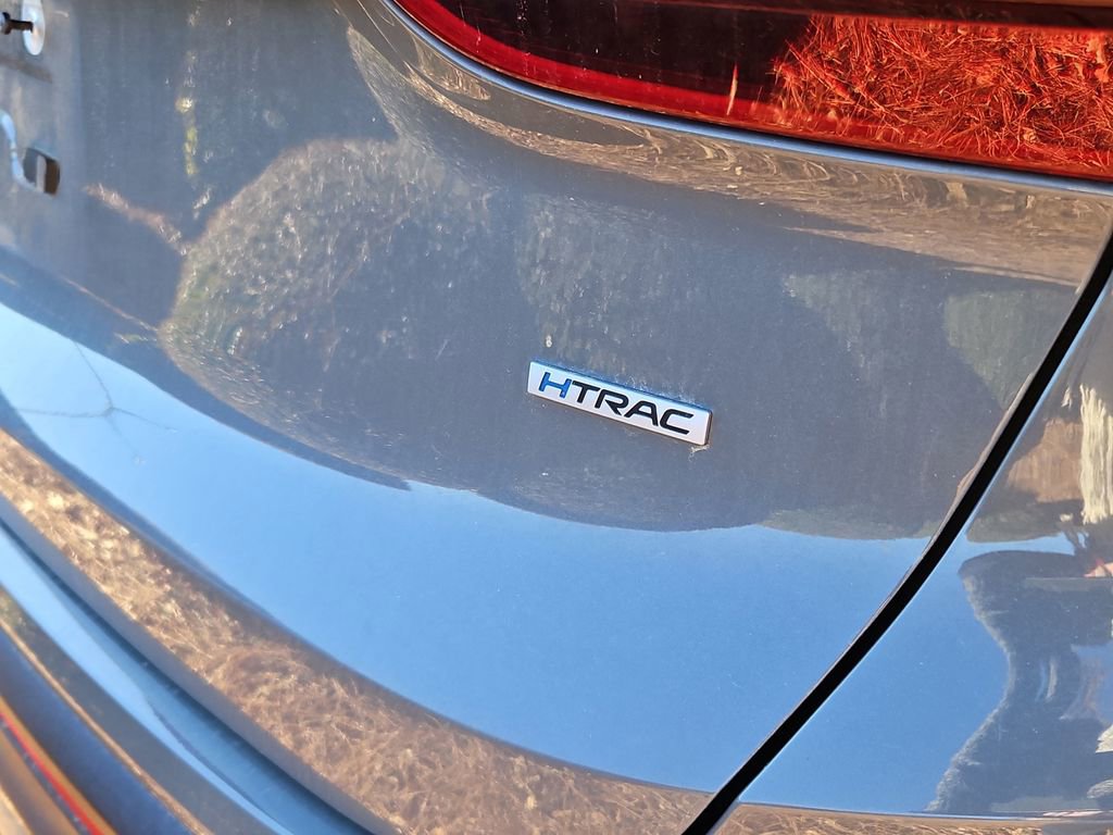 Used 2022 Hyundai Santa Fe SEL w/ Convenience + Premium Package image 6