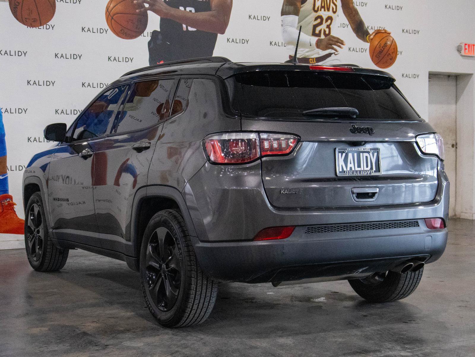 Used 2020 Jeep Compass Latitude image 21