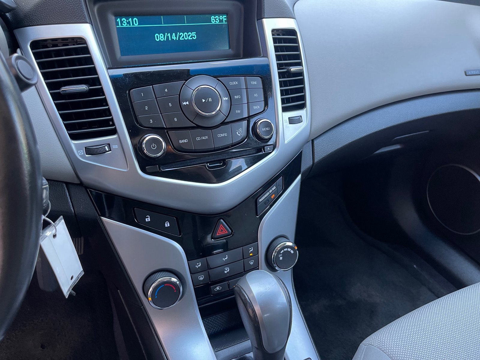 Used 2011 Chevrolet Cruze Eco image 25