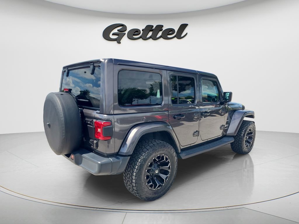 Used 2018 Jeep Wrangler Unlimited Sahara w/ LED Lighting Group AWD/4WD image 5