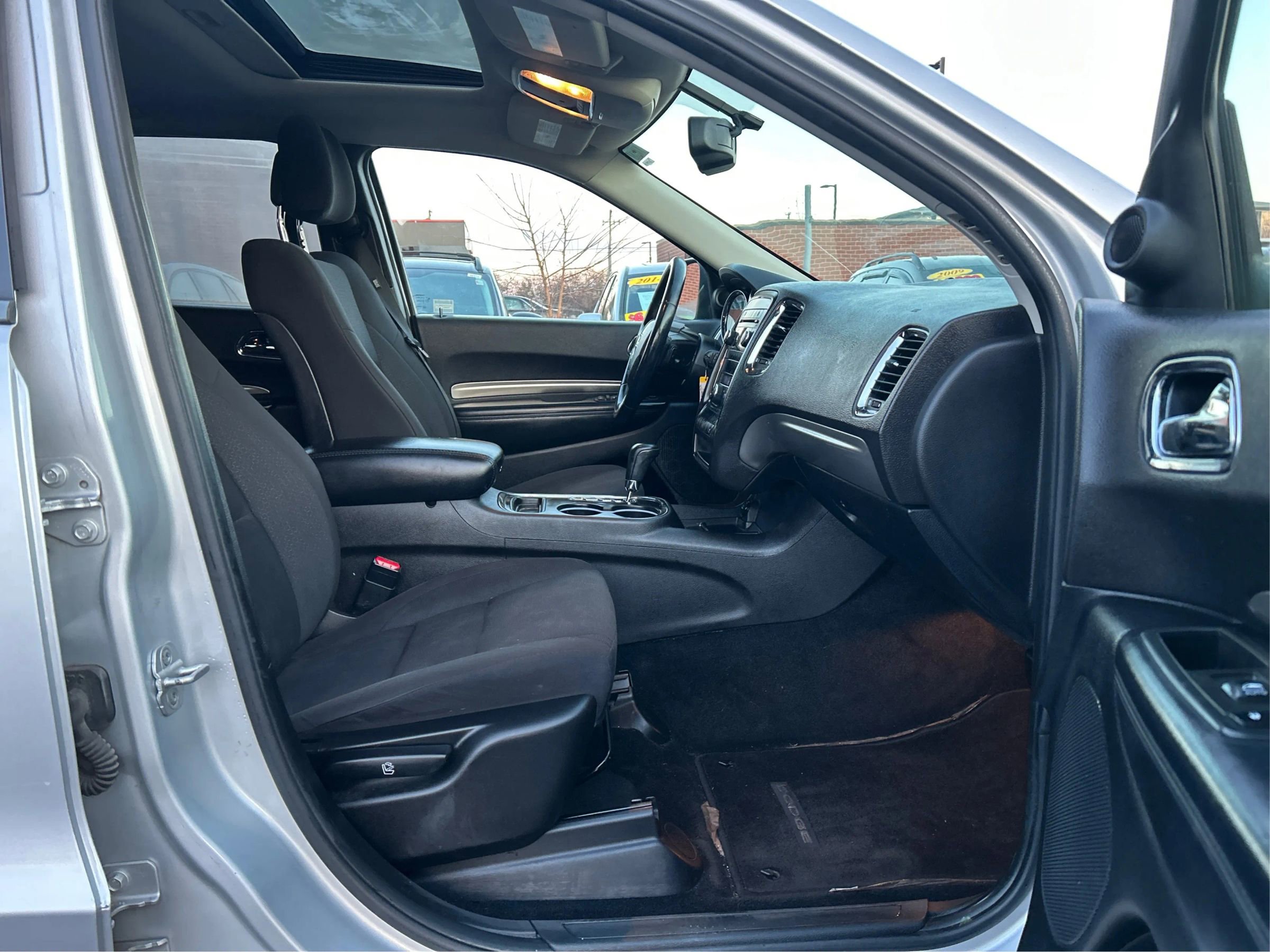 Used 2013 Dodge Durango SXT image 23